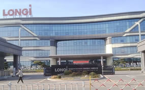 我司派員赴陜西西安某企業(yè)進(jìn)行自控設(shè)備的安裝和編程調(diào)試